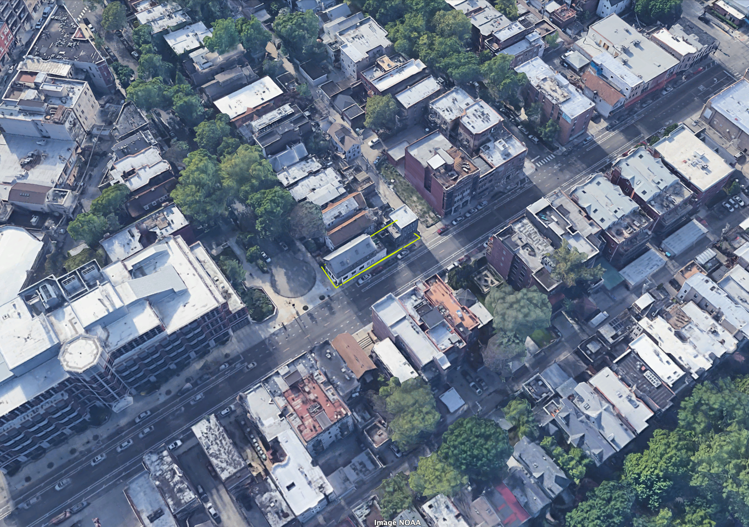 Aerial view of 2500 N Halsted Street, aka 800 W Altgeld Street (highlighted in yellow)