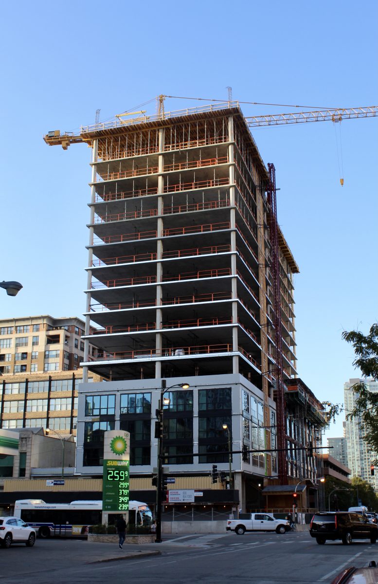 Construction Reaches Upper Floors of 808 N Wells Street in River North ...