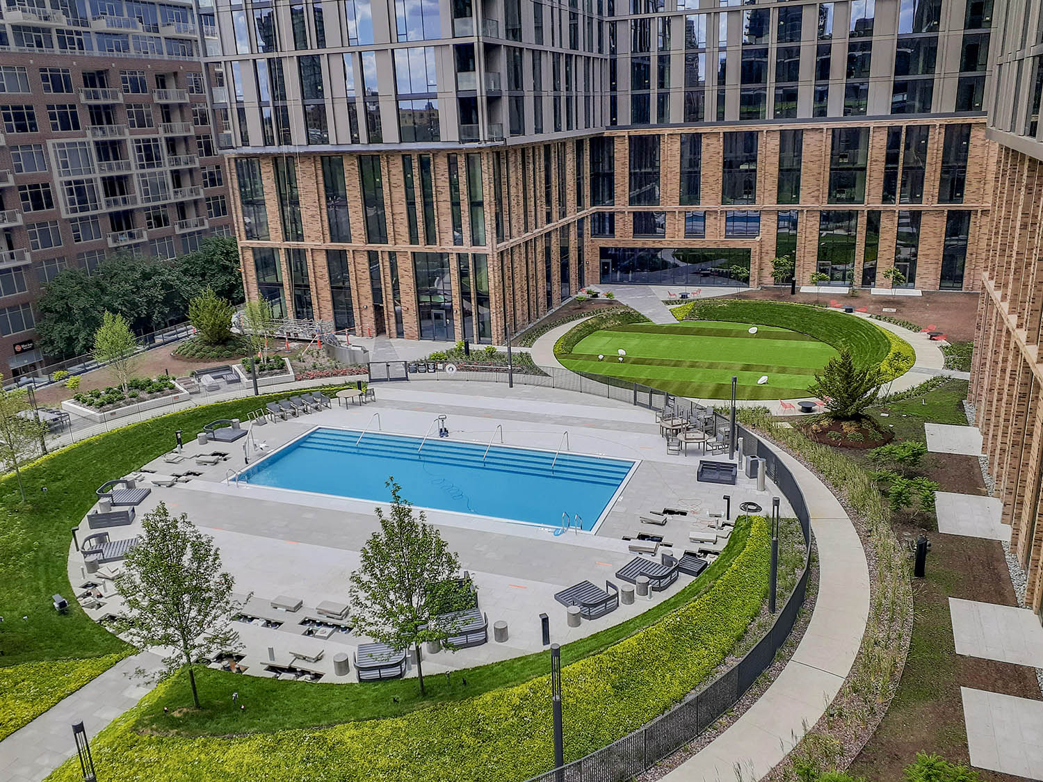 Amenity Deck at Porte. Image by Lendlease and The John Buck Company