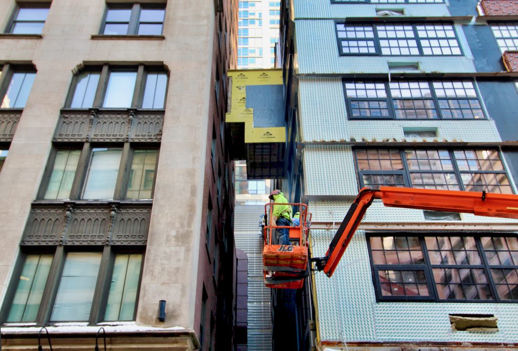 City Club Apartments MDA Phase II Wraps Up Facade in The Loop - Chicago