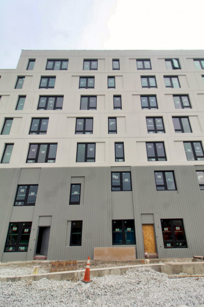 Final Painting Kicks Off for Emmett Street Apartments in Logan Square