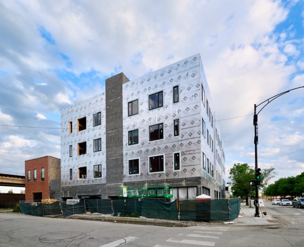 Exterior Takes Shape at 2401 S State Street in Near South Side ...