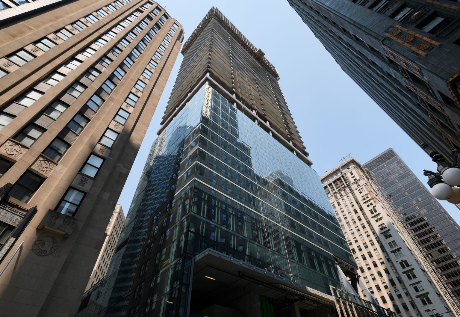 300 N Michigan Nears Full Height in The Loop - Chicago YIMBY