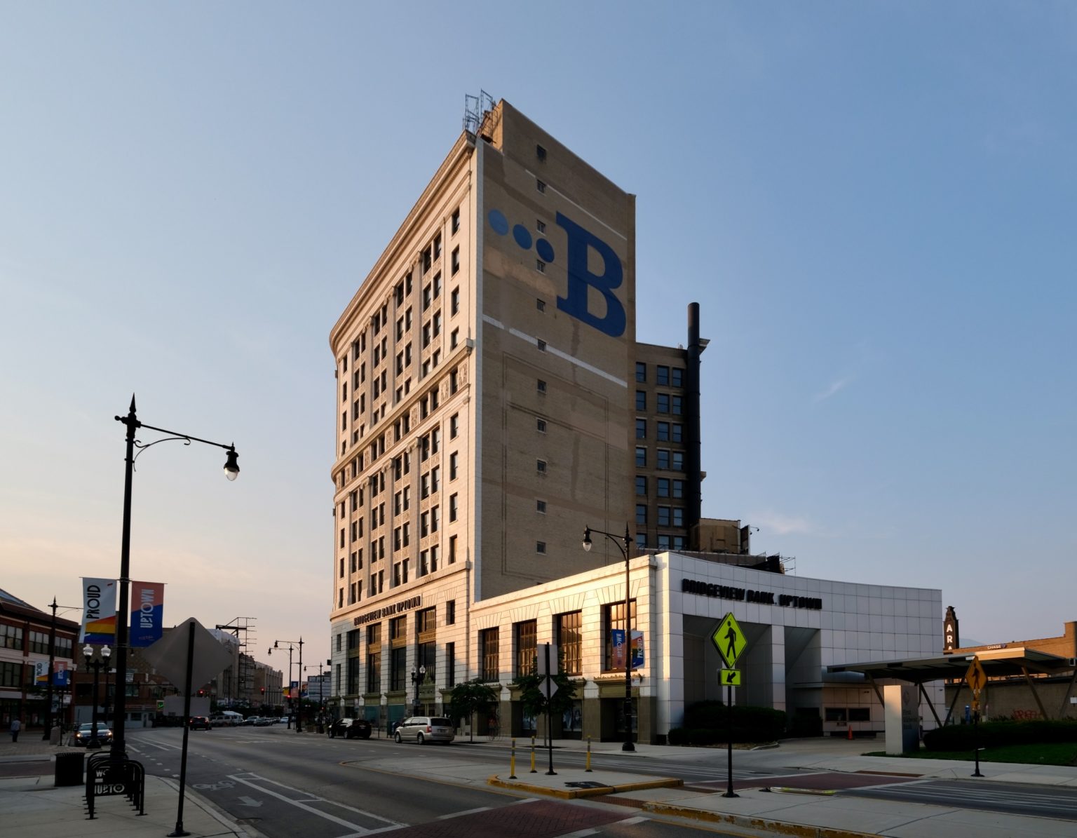 Adaptive Reuse Underway at Bridgeview Bank Building in Uptown Chicago