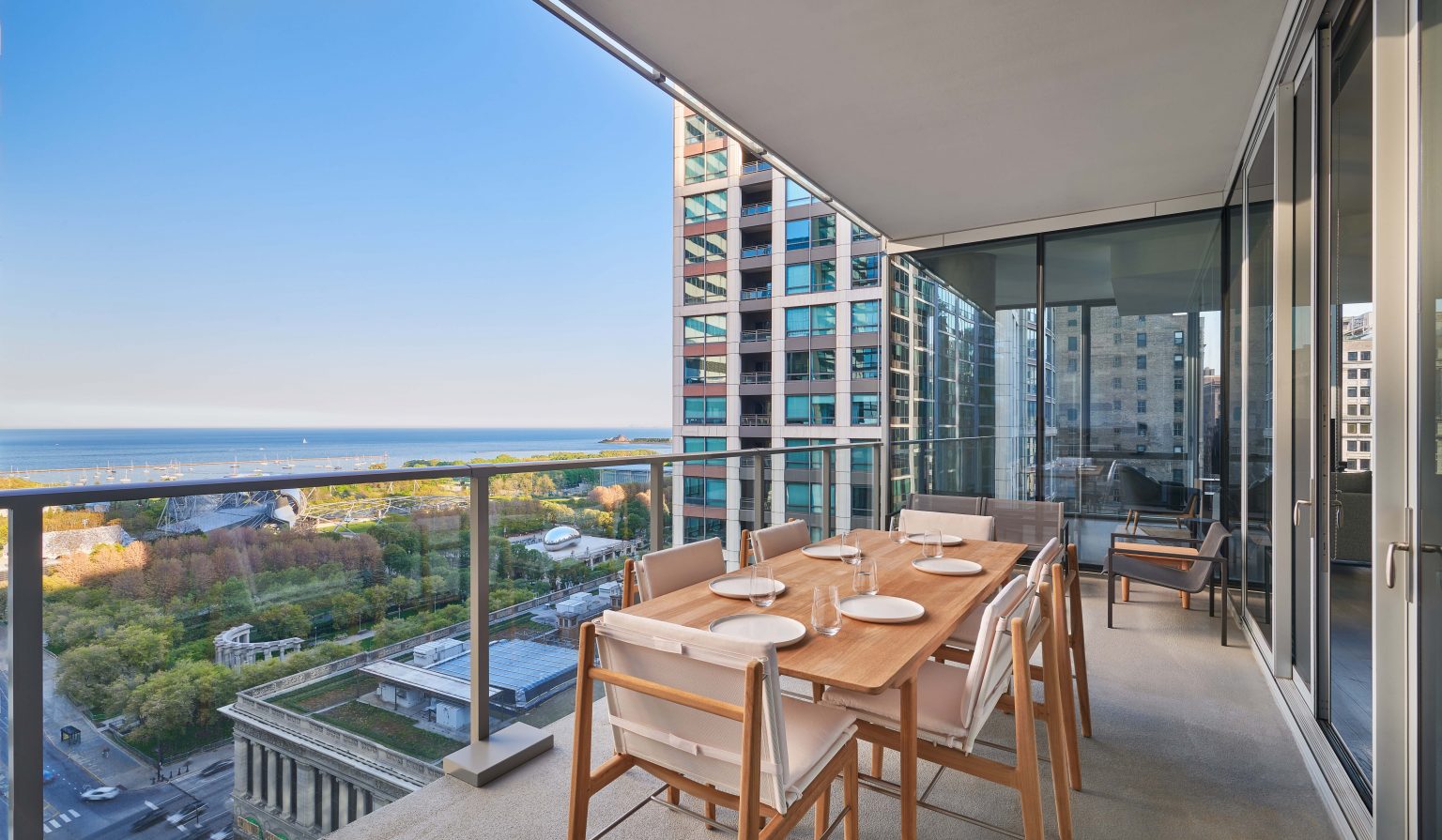 Curated visual reference: Gallery Detail: Moceri Roszak Debuts Penthouse Collection Apartments At Parkline