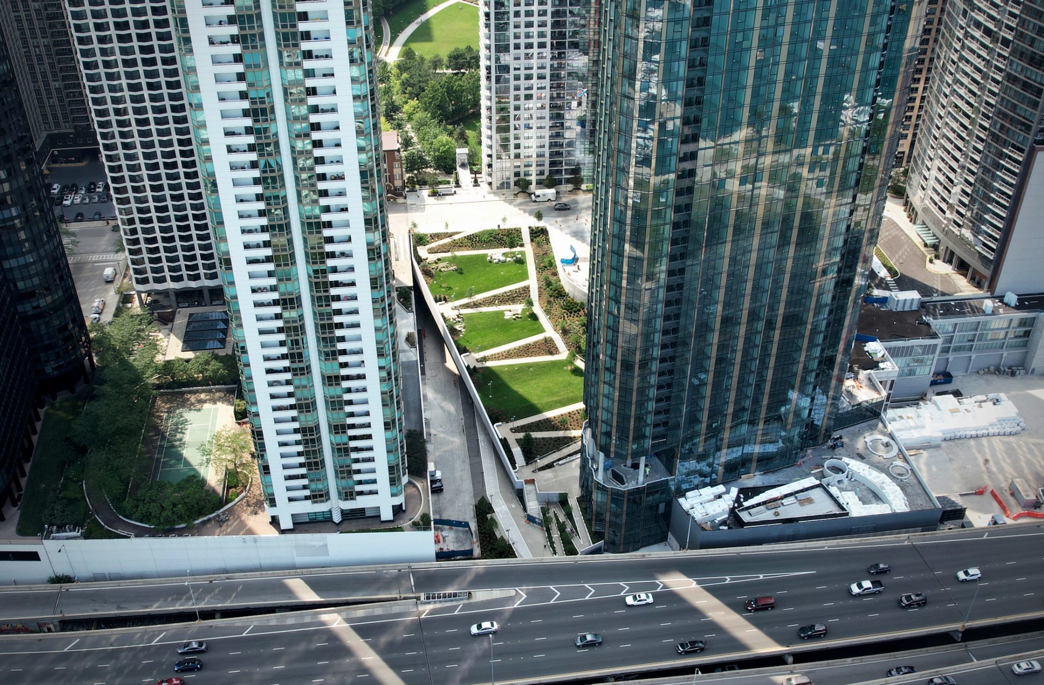 Cascade Apartments and Cascade Park Open in Lakeshore East Chicago YIMBY