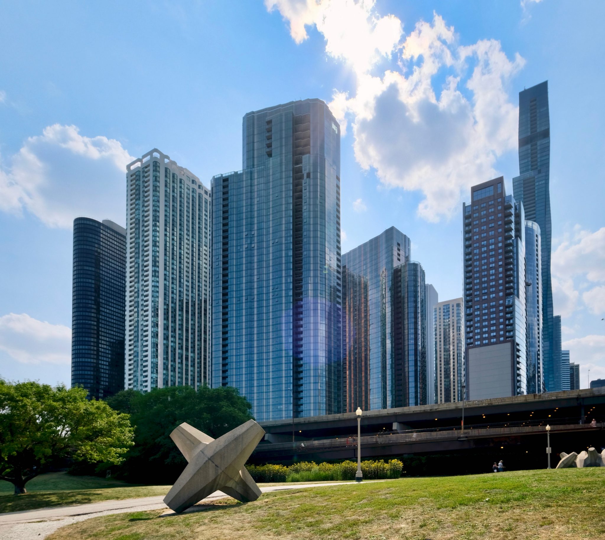 Cascade Apartments and Cascade Park Open in Lakeshore East Chicago YIMBY