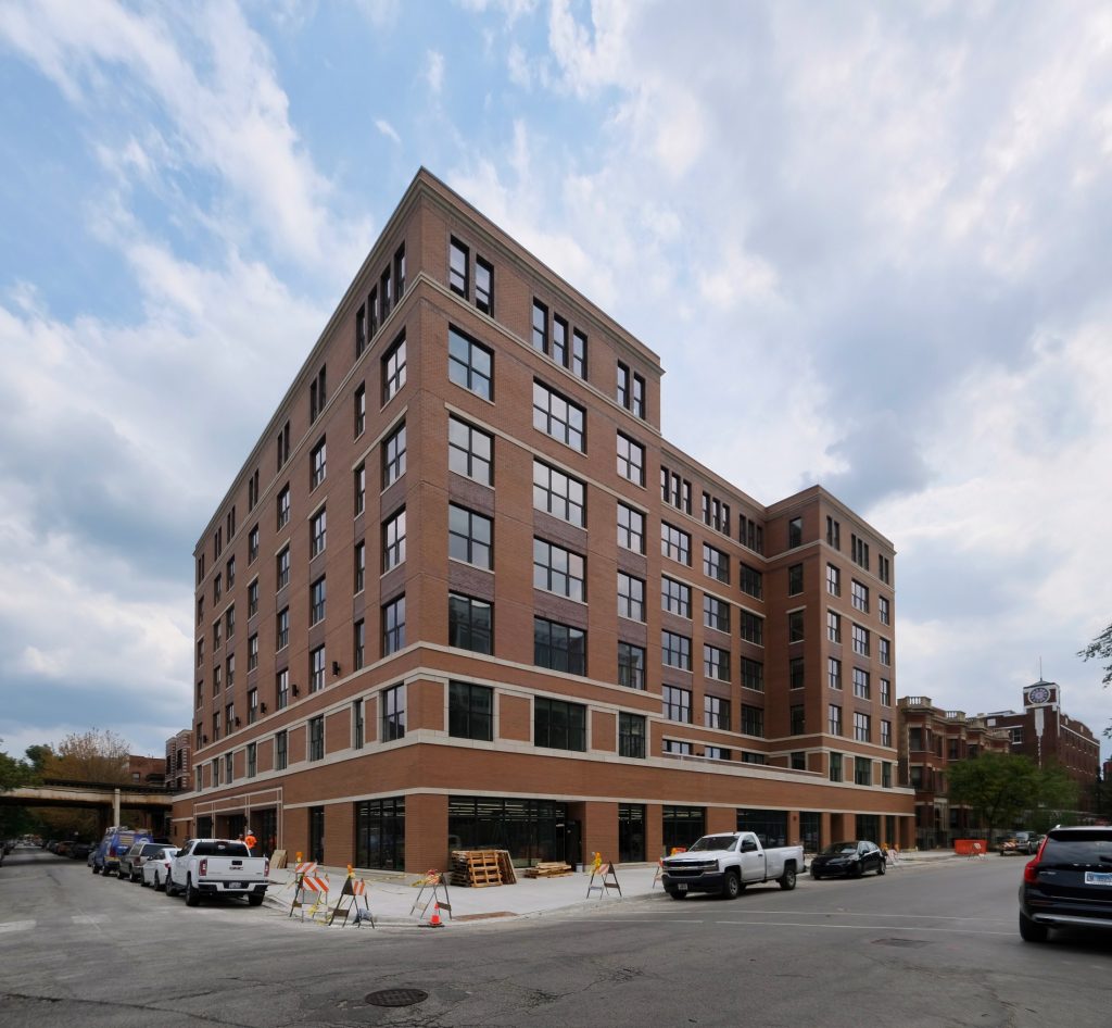 Wrigleyville Lofts Wraps Up at at 949 W Dakin Street in Lake View ...