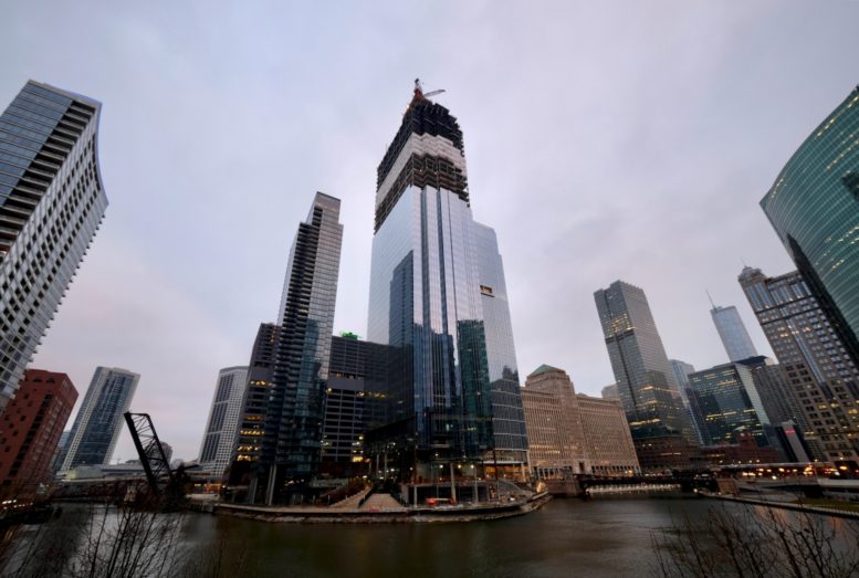 Salesforce Tower Nears Full Height as Countdown's ThirdPlace