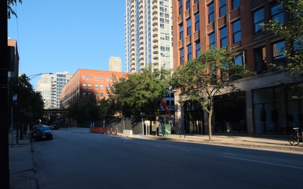 311 W Huron Street Continues Site Prep in River North - Chicago YIMBY