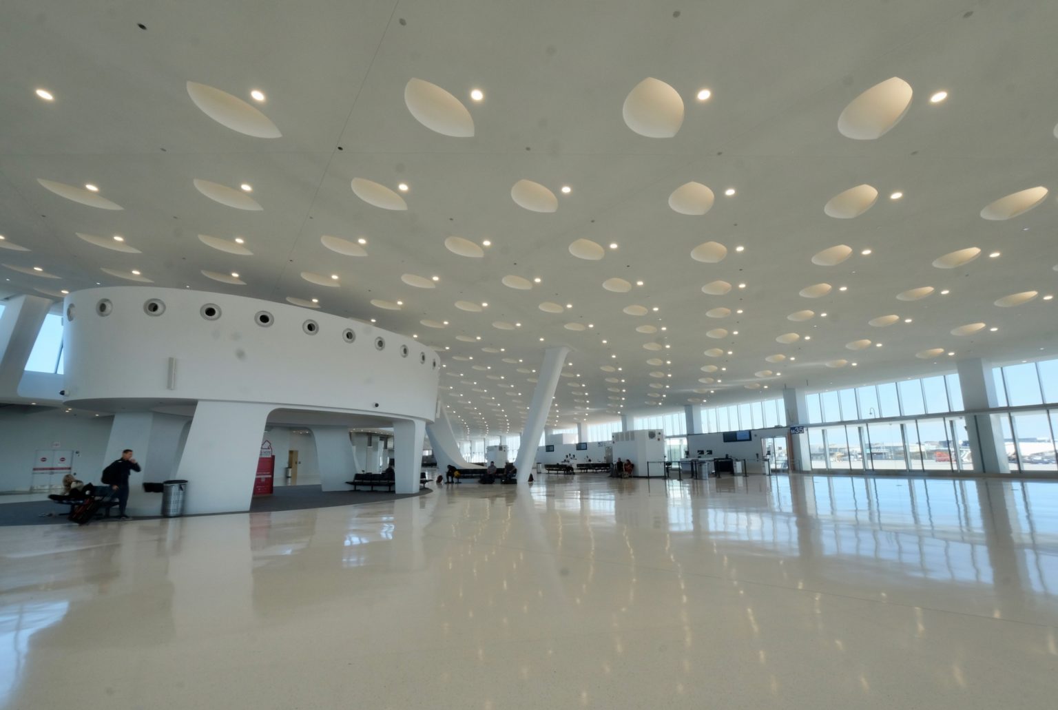 A Look Inside the Newly Complete Terminal 5 Expansion at O'Hare