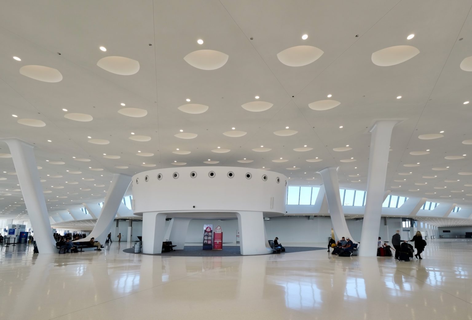 A Look Inside the Newly Complete Terminal 5 Expansion at O'Hare