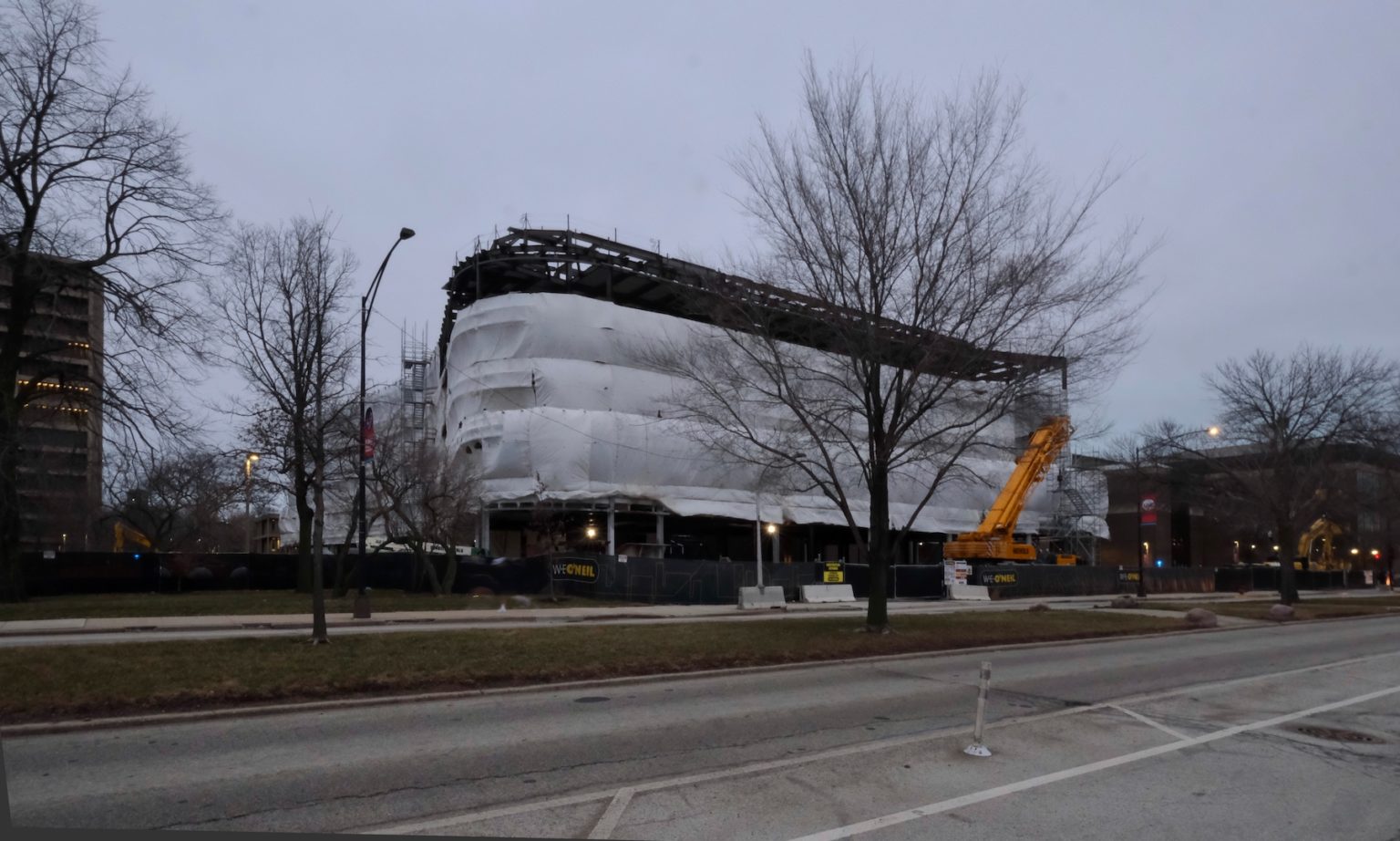 Steel Tops Out For UIC Computer Science Building In Little Italy ...