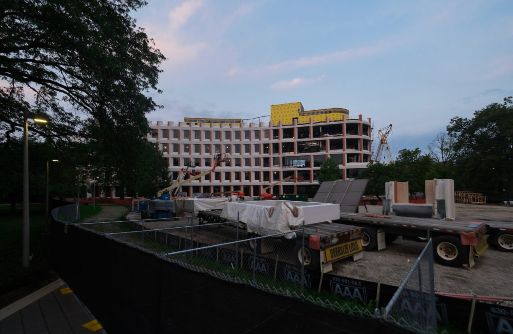 Facade Work Nears Completion for UIC Computer Design Research and ...