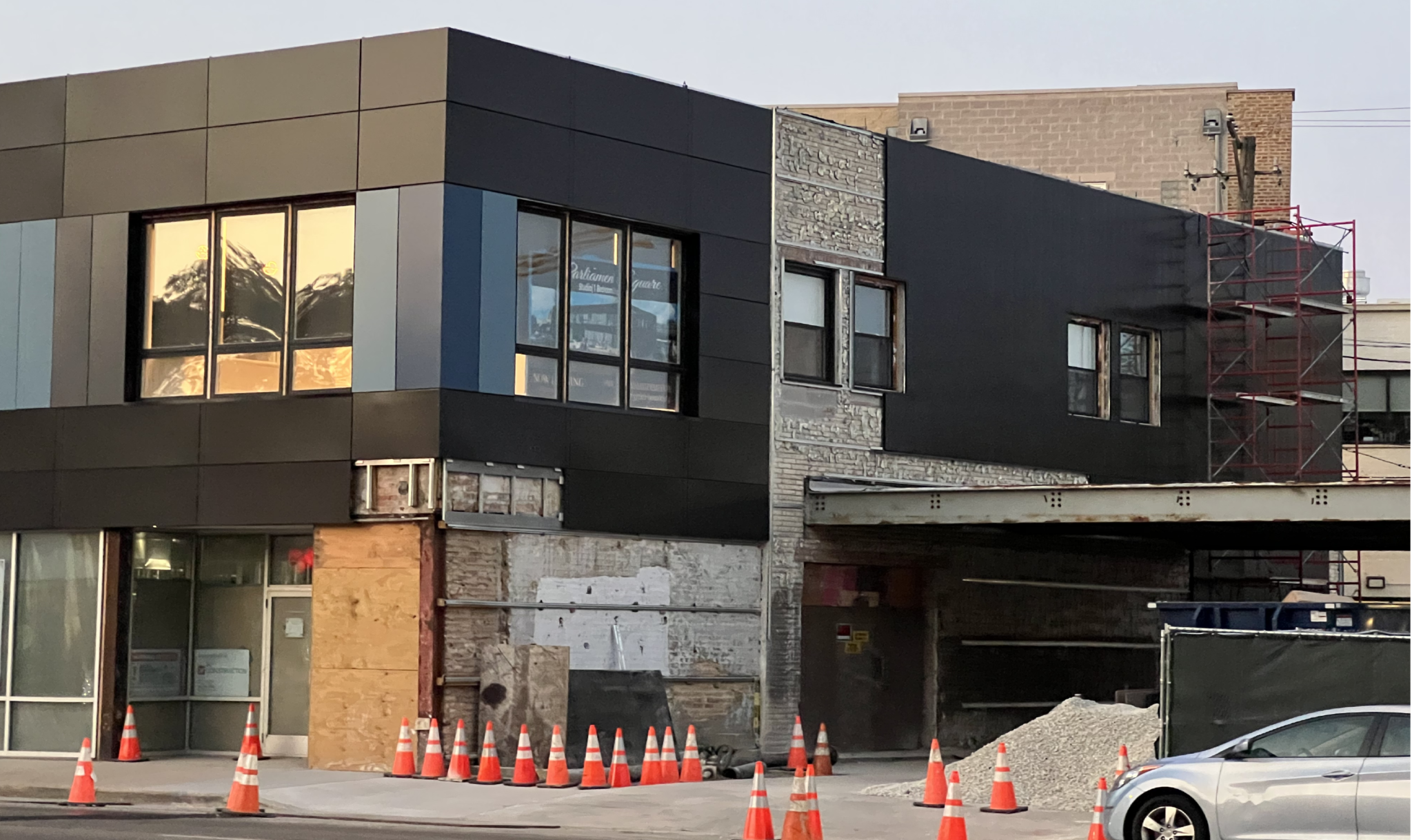 Construction Continues On 4735 N Western Avenue In Lincoln Square ...