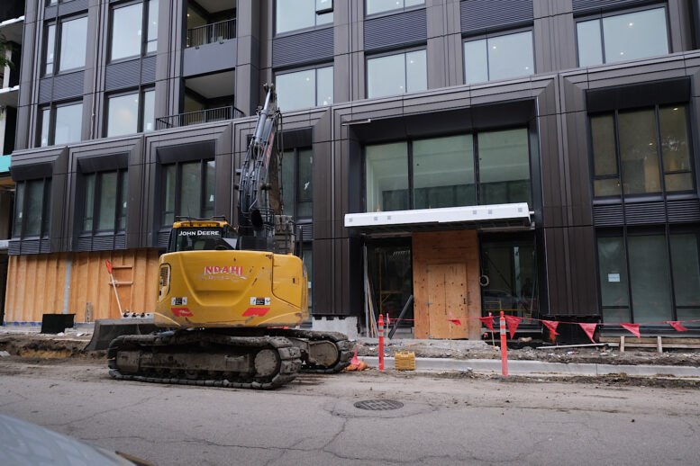 Embry's Build Embry Shows Off Near-Complete Facade in West Loop - Chicago YIMBY