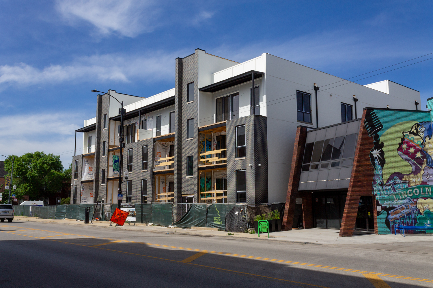 The Trieuth at Lincoln Square construction