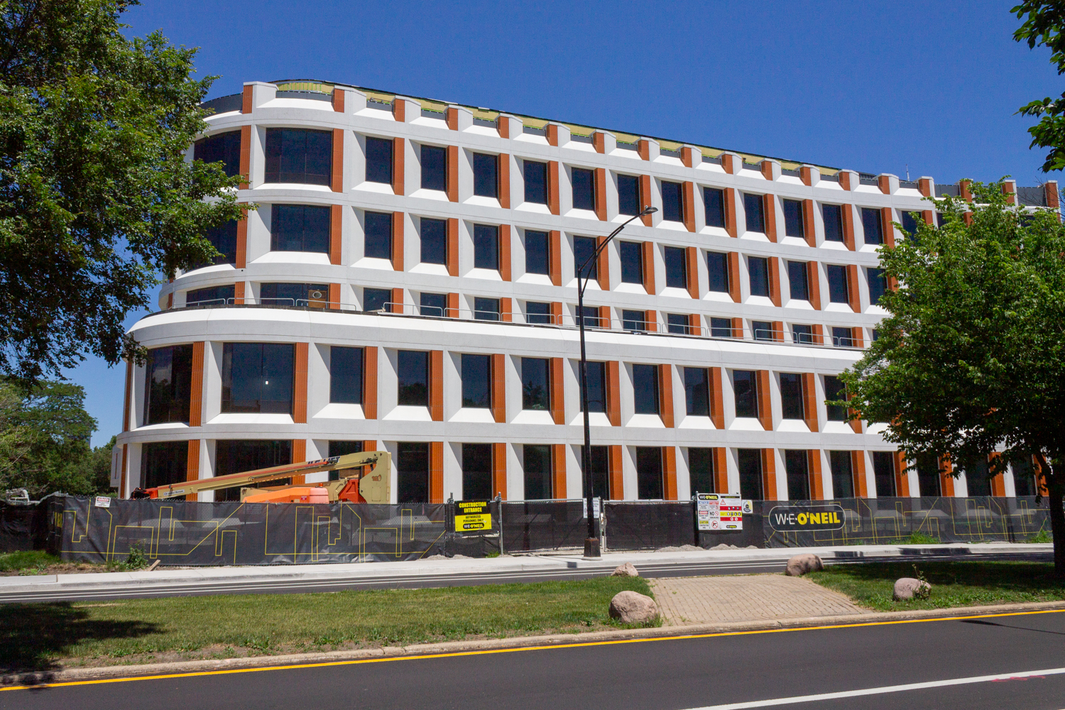 UIC Computer Design Research and Learning Center construction