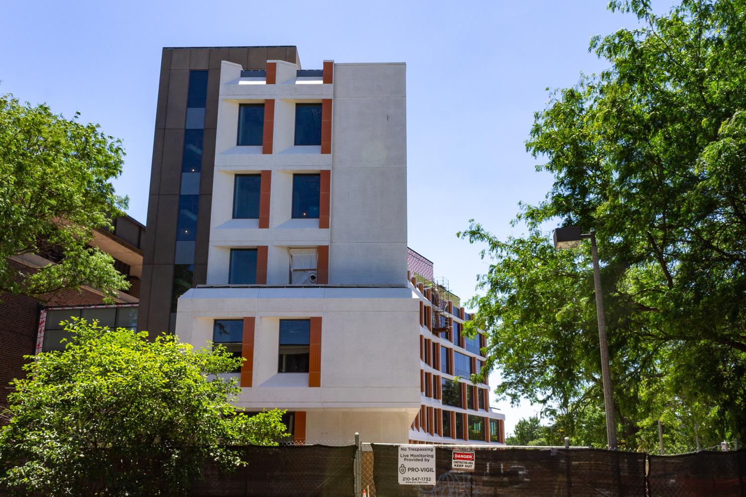 UIC Computer Design Research and Learning Center construction