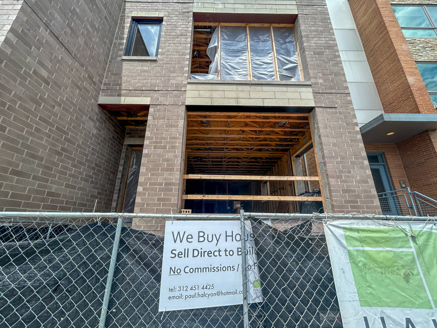 1352 West Diversey Parkway construction