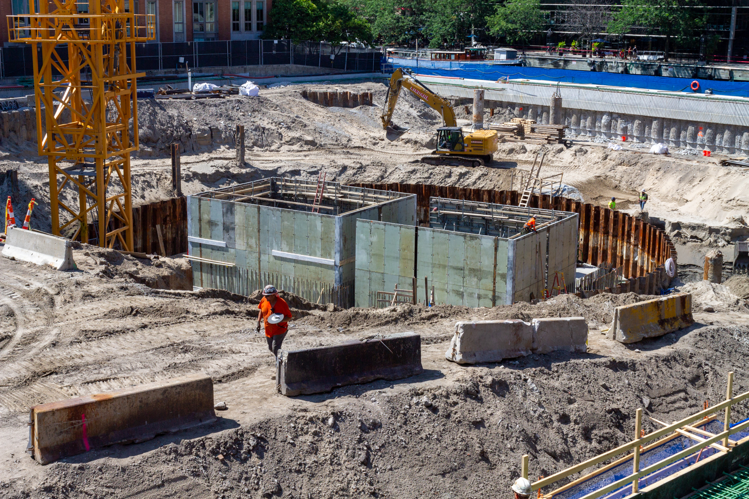 400 Lake Shore concrete core construction