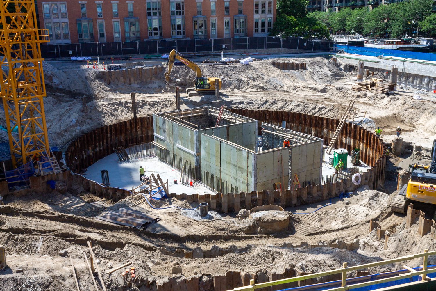 400 Lake Shore concrete core construction