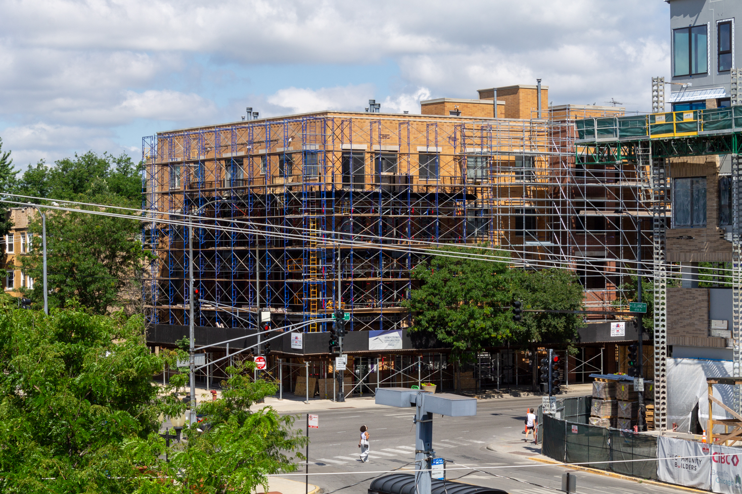 4700 N Western Avenue balcony renovations