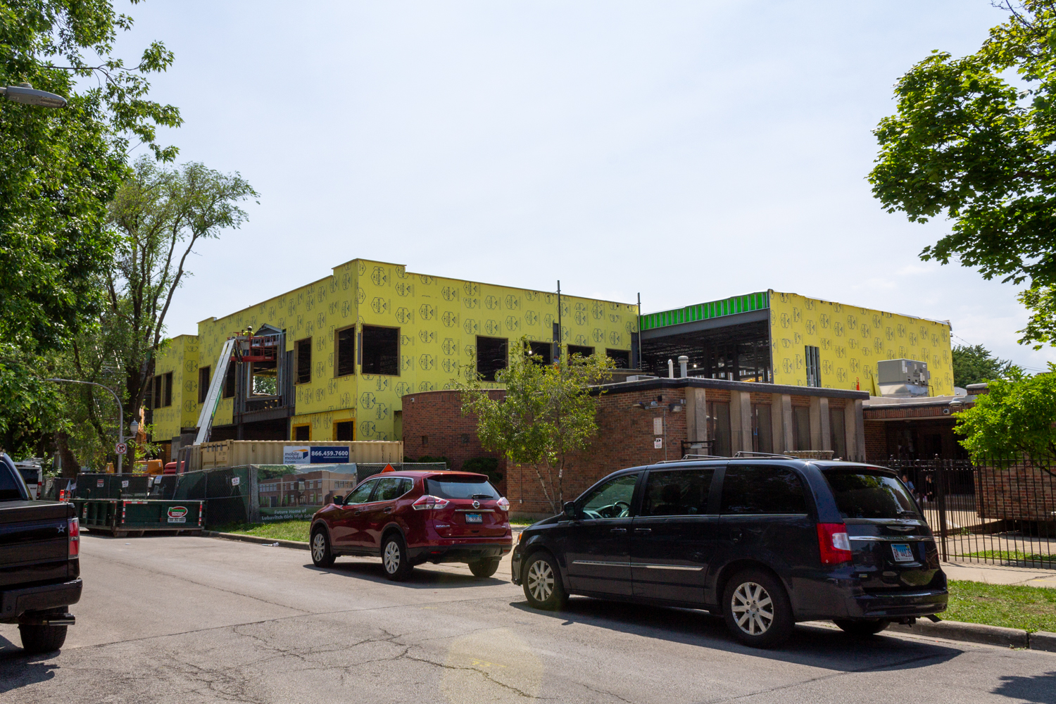 Lubavitch Girls High School construction