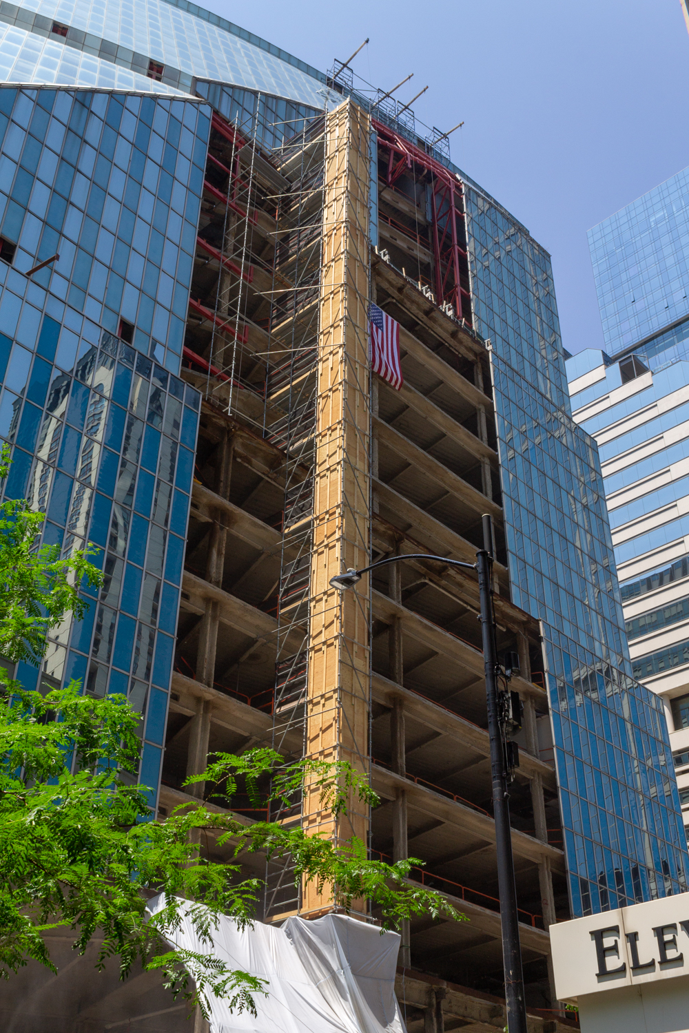 Thompson Center tower crane permitted