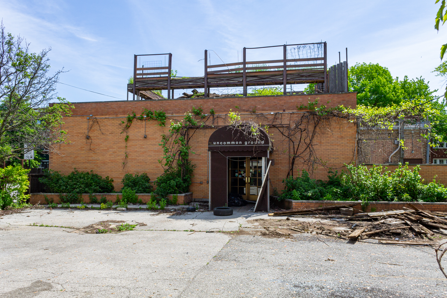 6350 North Glenwood Avenue construction