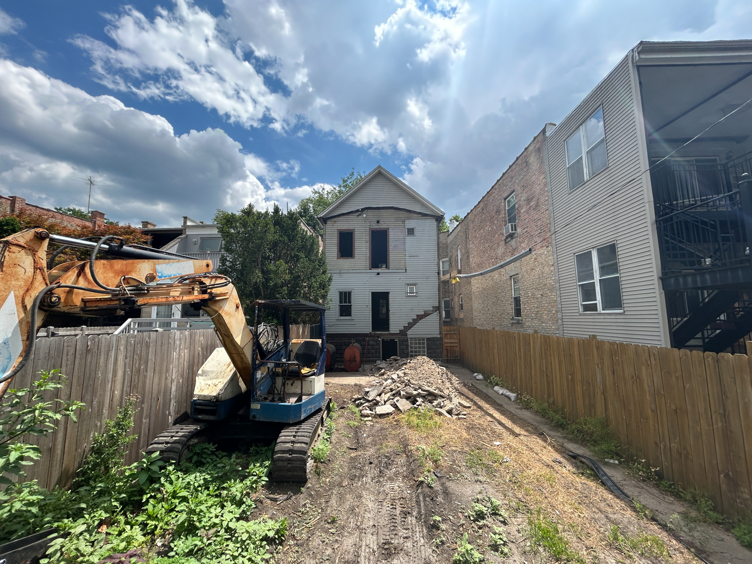 1448 West Diversey Parkway renovations