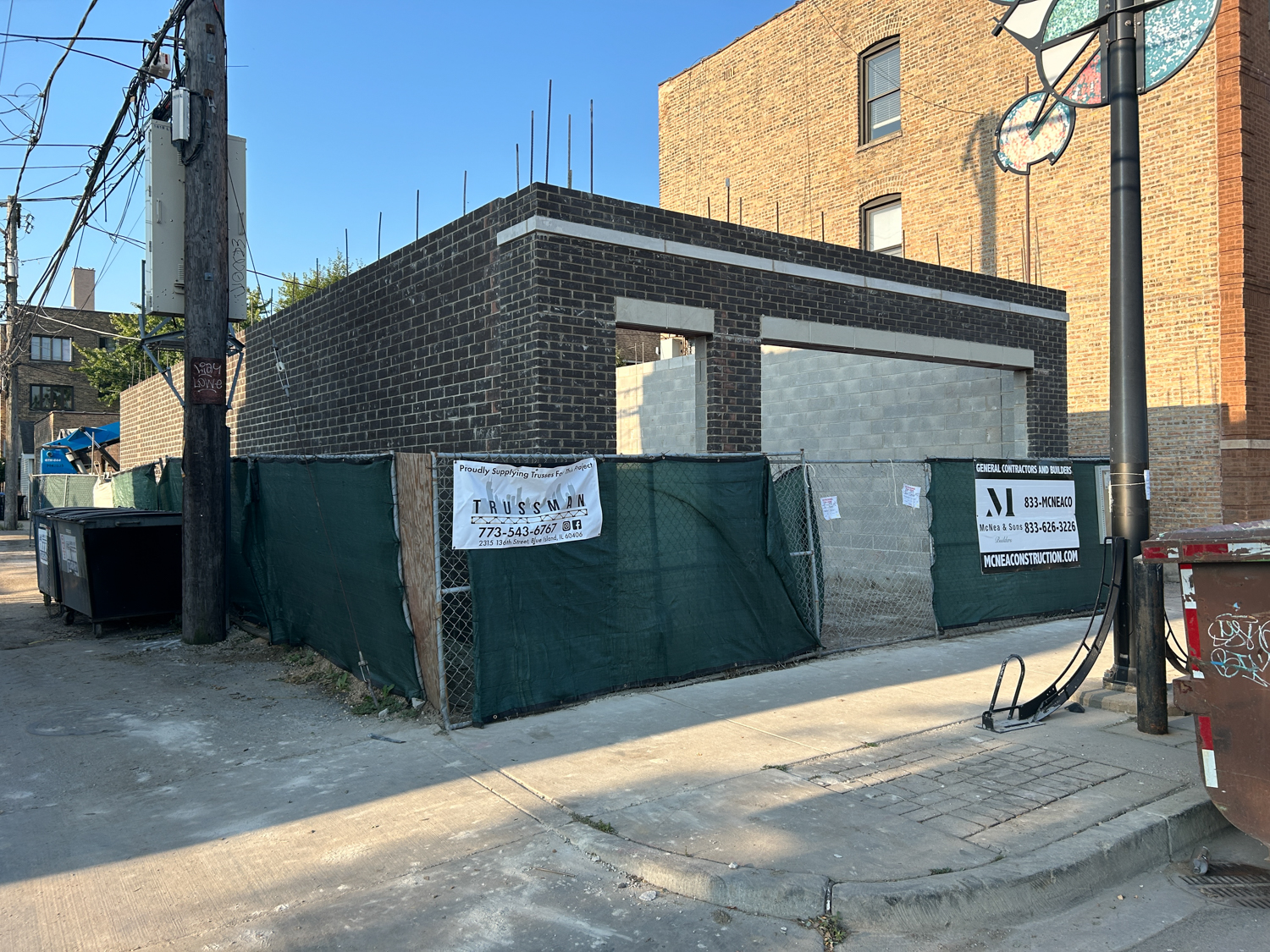 1619 West Lawrence Avenue construction