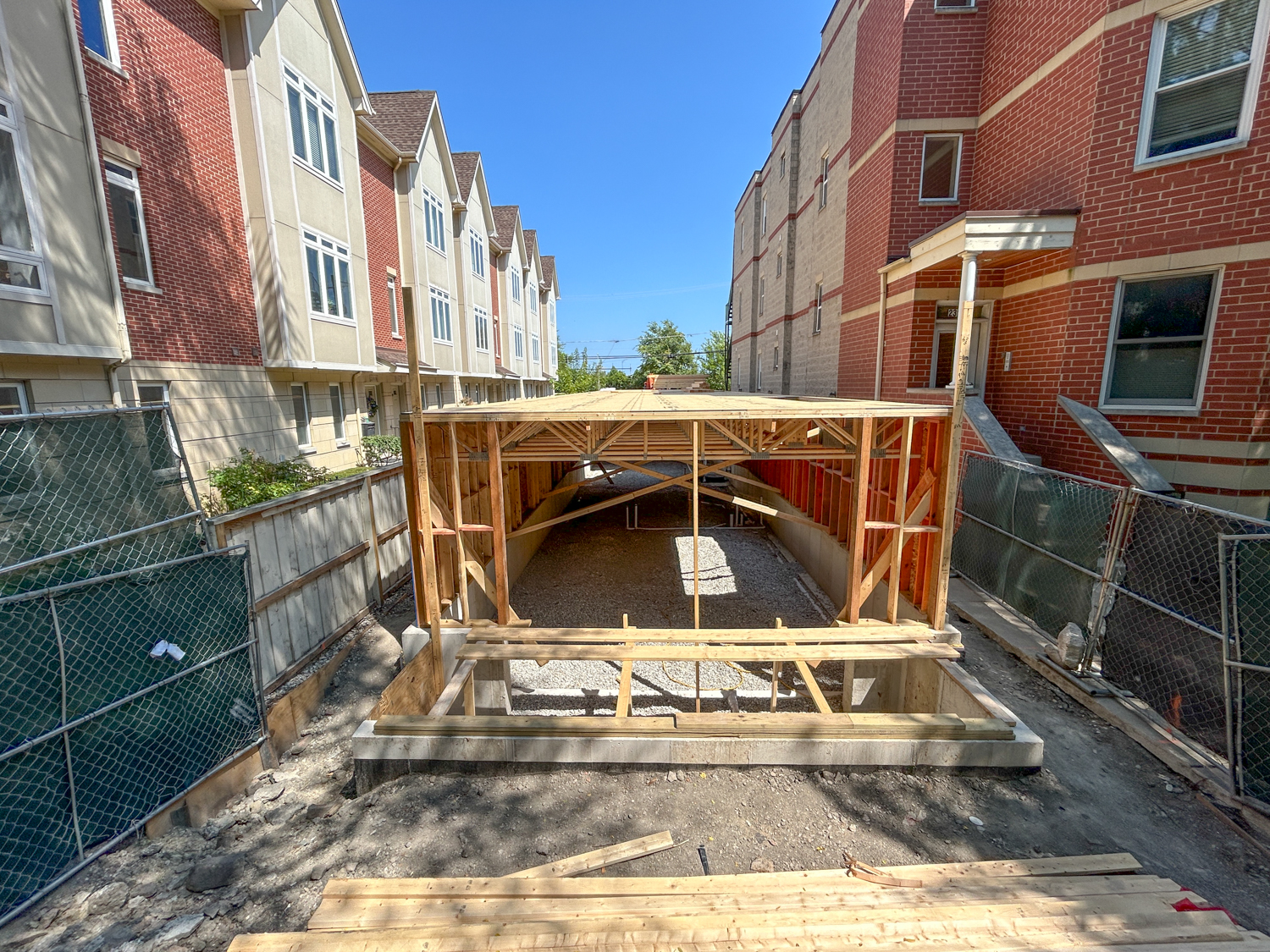 2323 North Lister Avenue construction