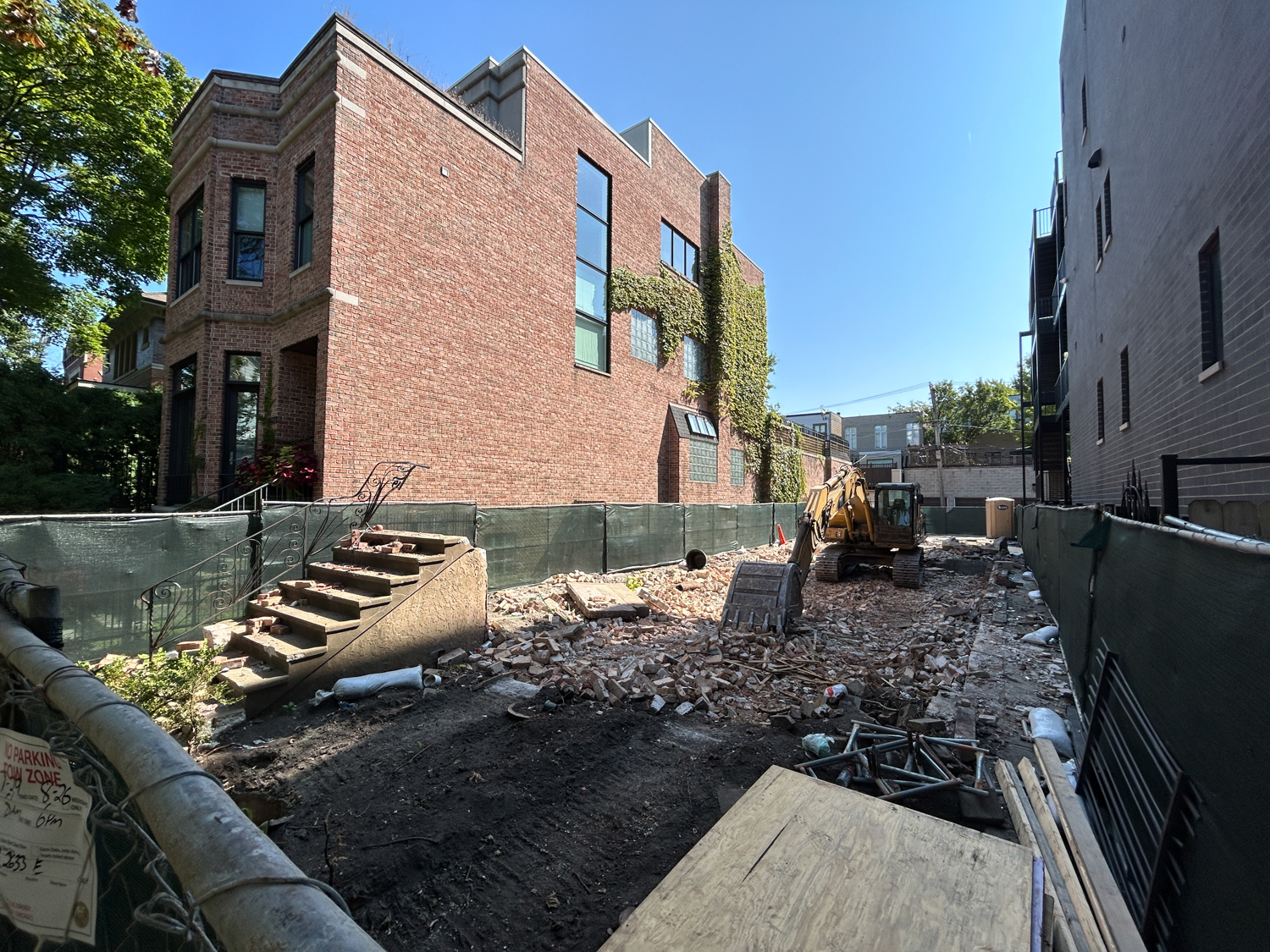 2635 North Bosworth Avenue construction