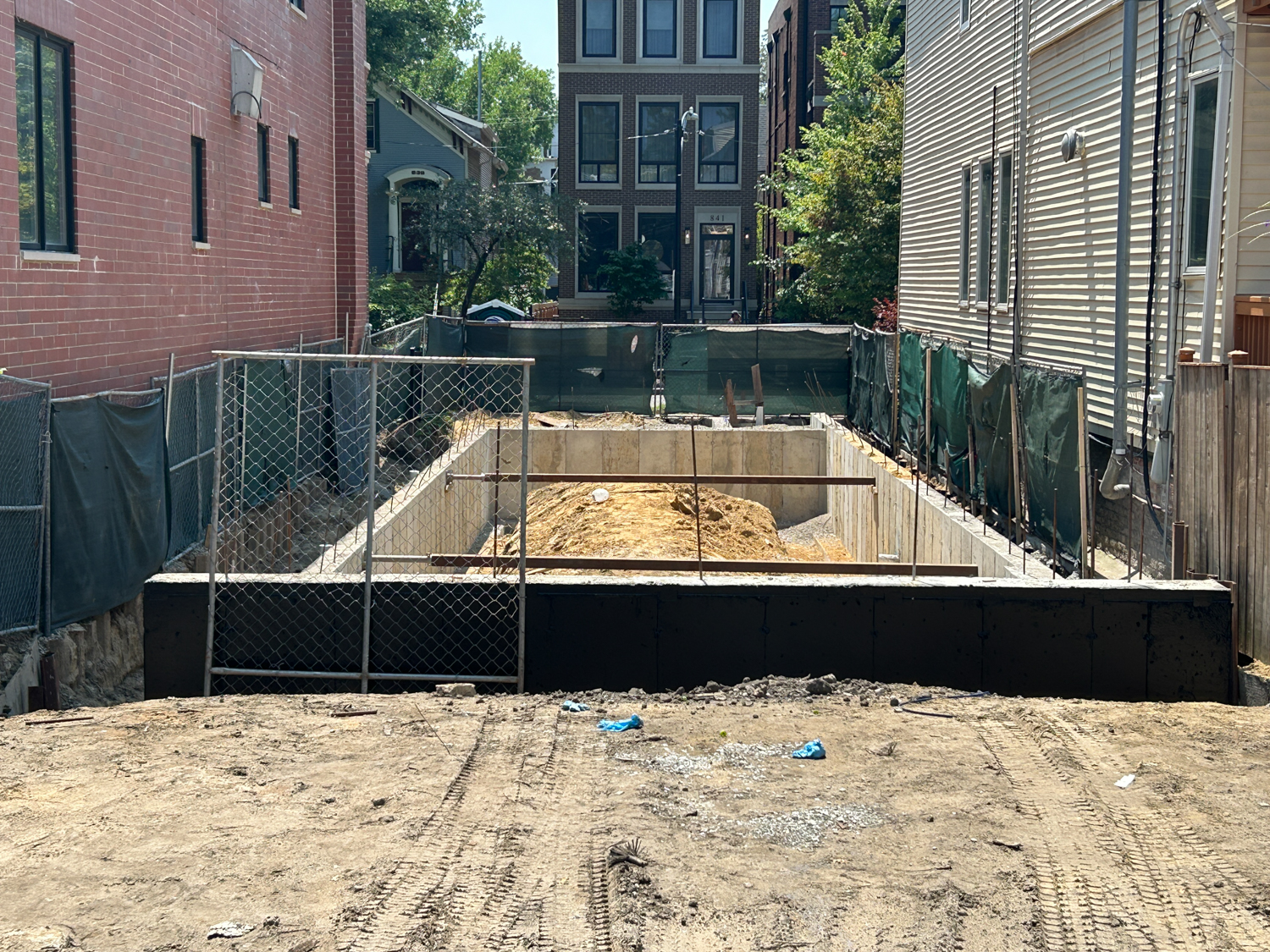 840 West Lill Avenue construction