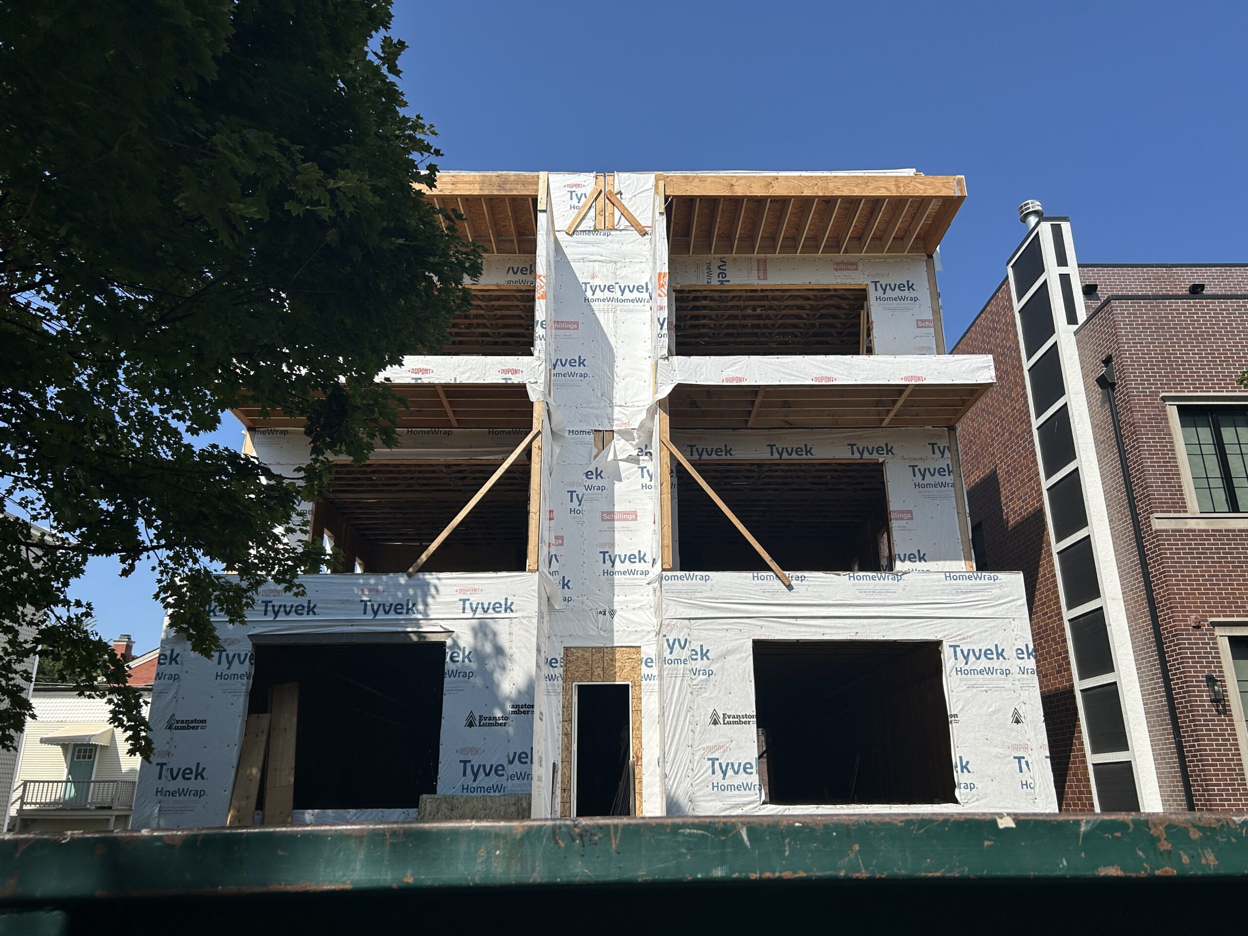 2654 North Greenview Avenue construction