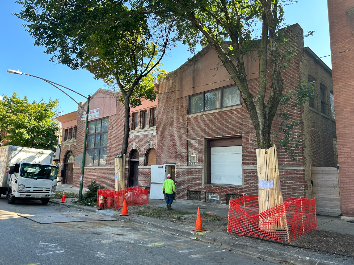 1055 West Diversey Parkway permit issued