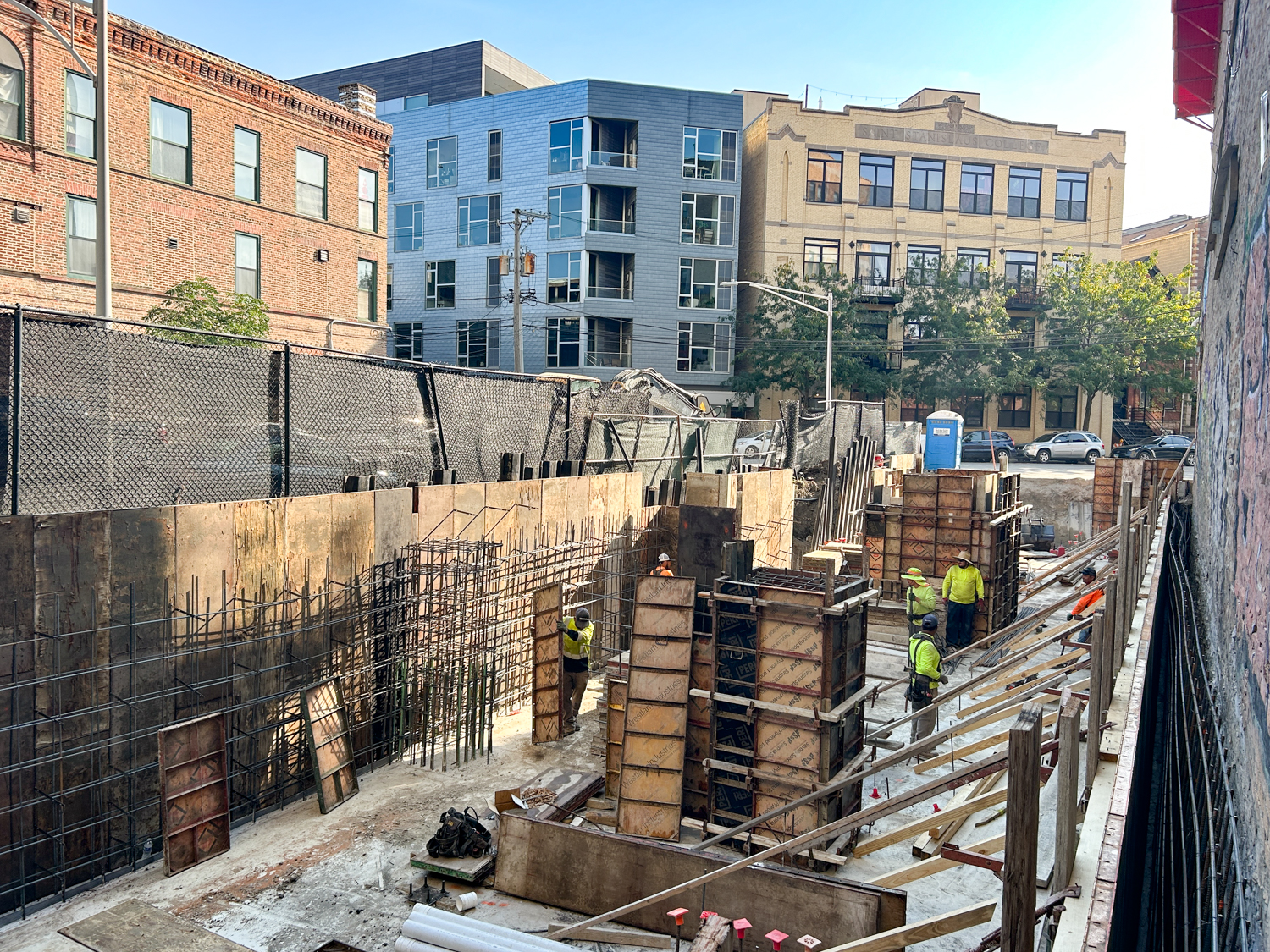 Wicker Park Place construction