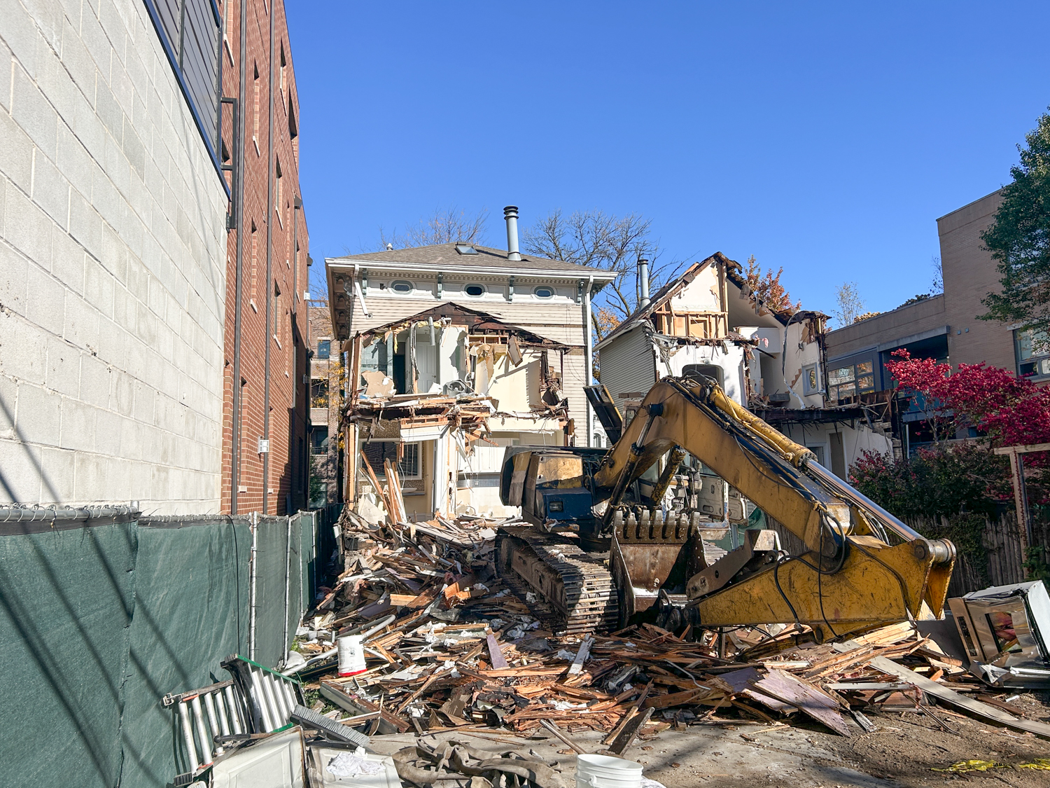 1317 West Wrightwood Avenue demolition