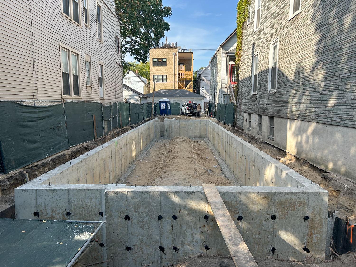 1506 West Henderson Street construction