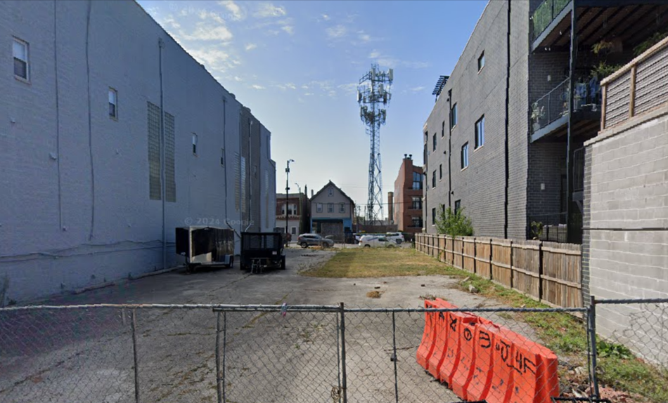 2435 North Clybourn Avenue construction