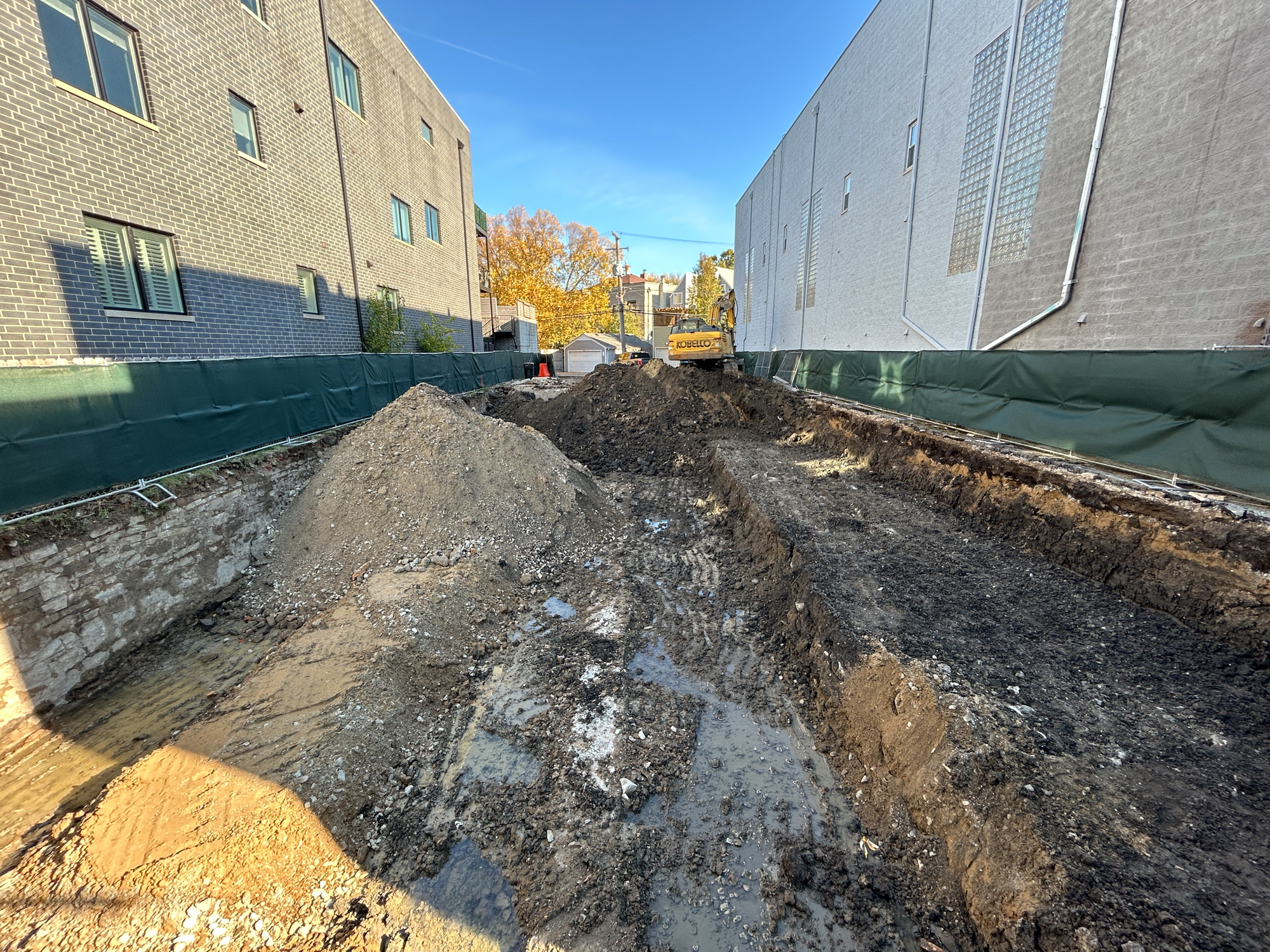 2435 North Clybourn Avenue construction