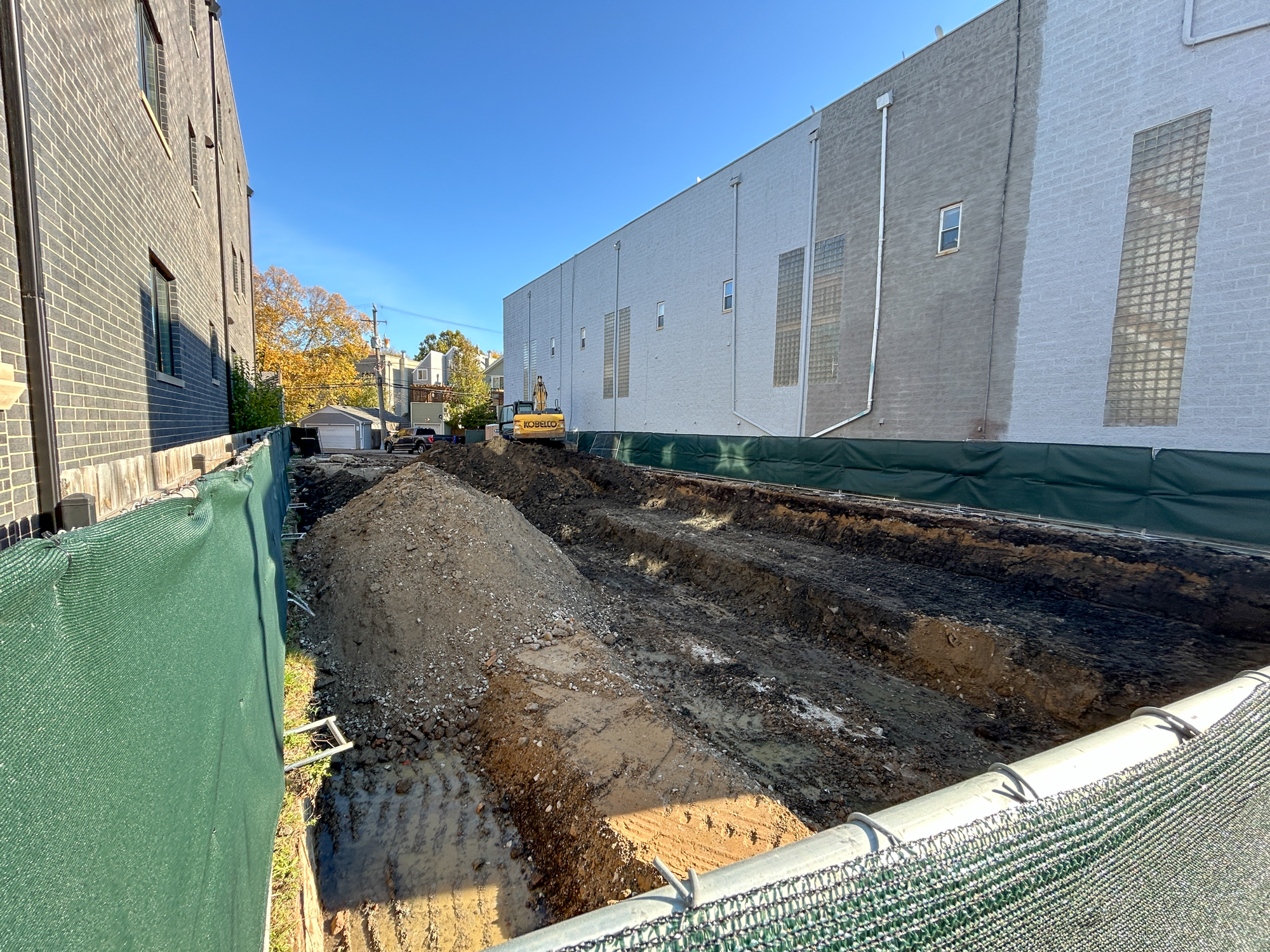 2435 North Clybourn Avenue construction