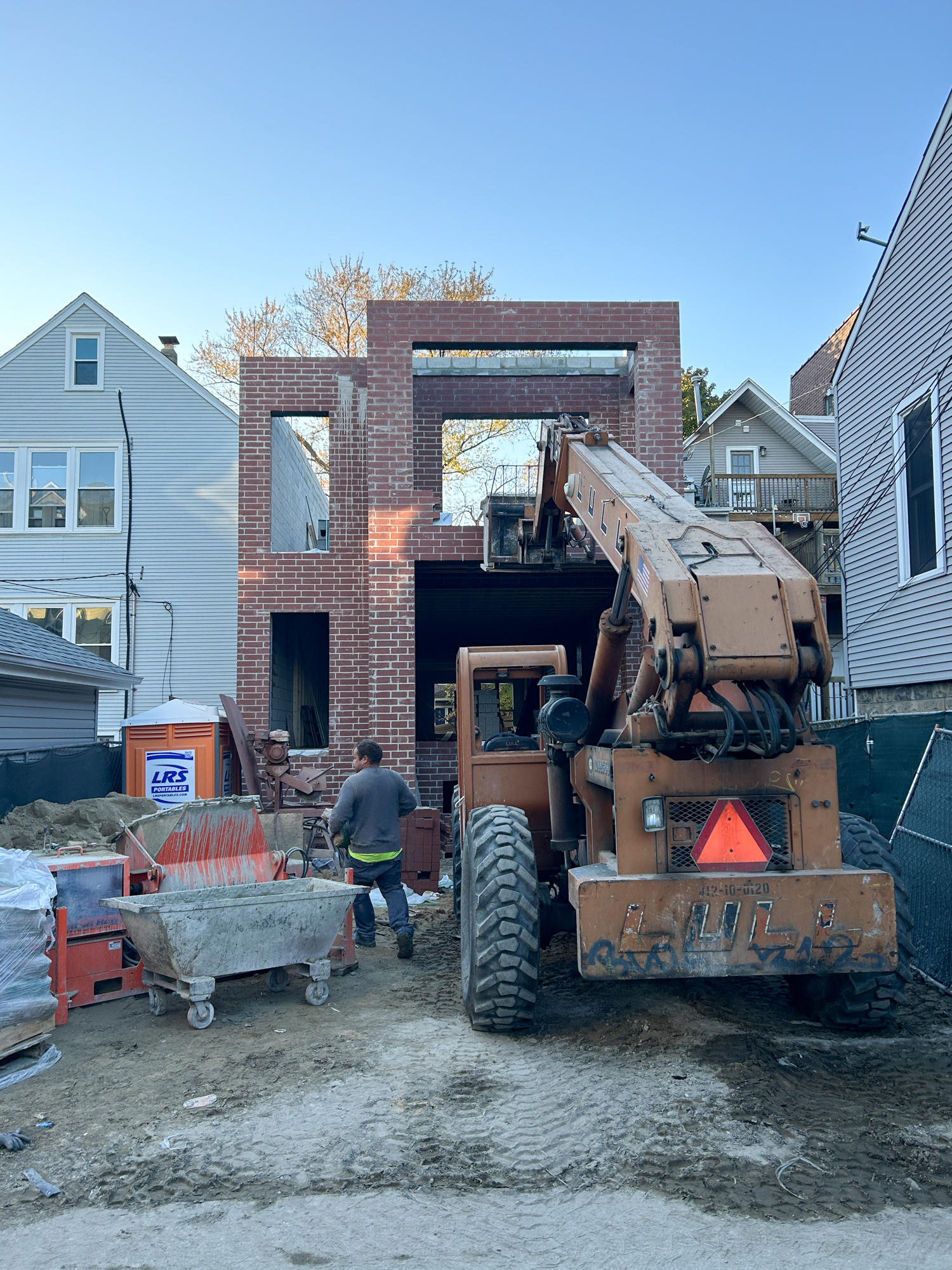 2841 North Southport Avenue construction