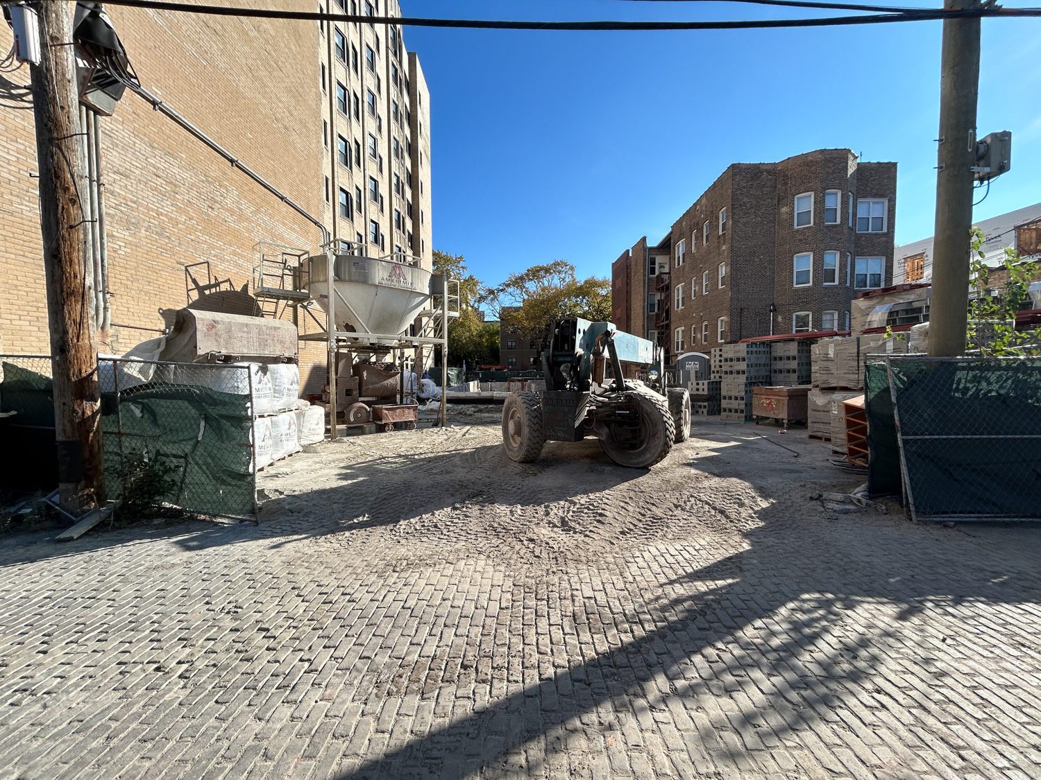 5114 South Kenwood Avenue construction