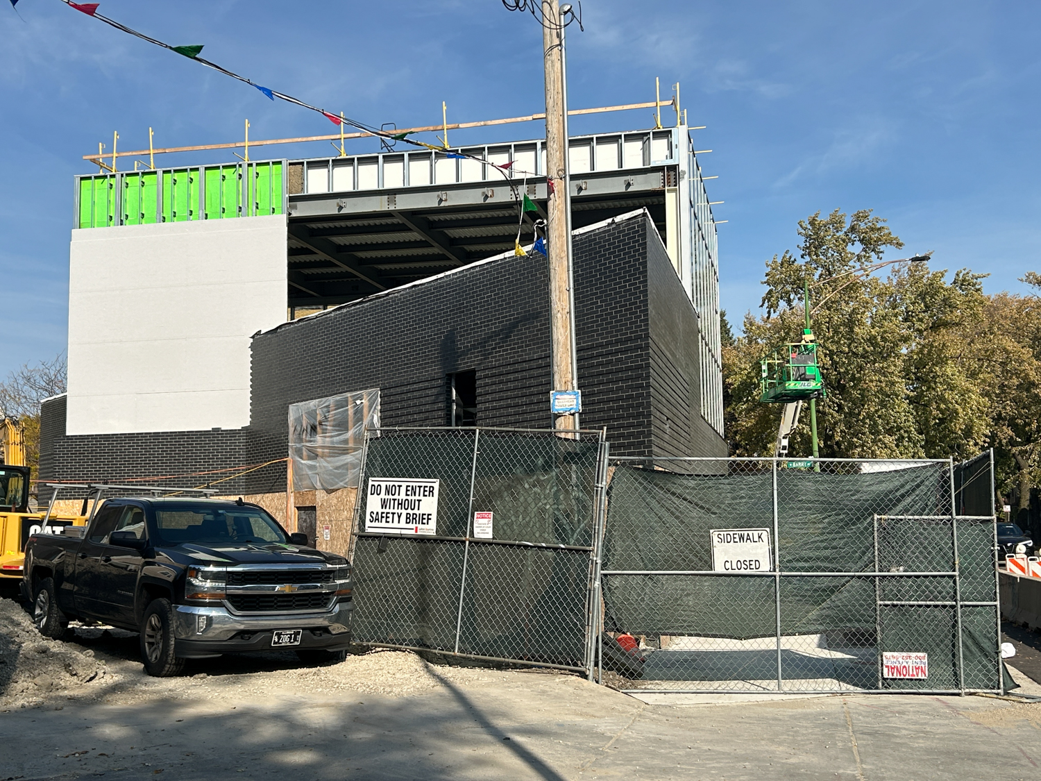 Kimball Barry CTA substation construction