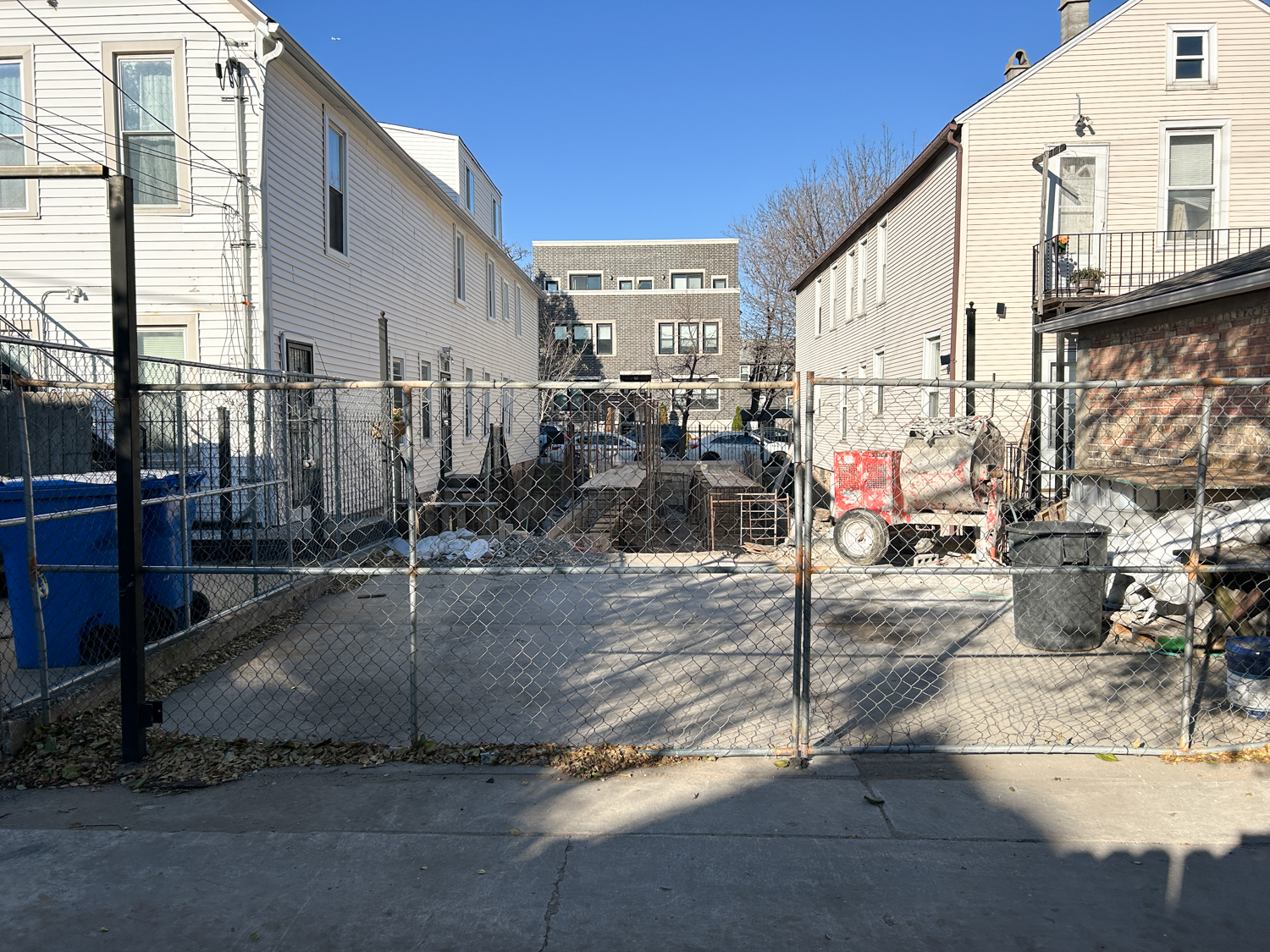 1007 West Cullerton Street construction