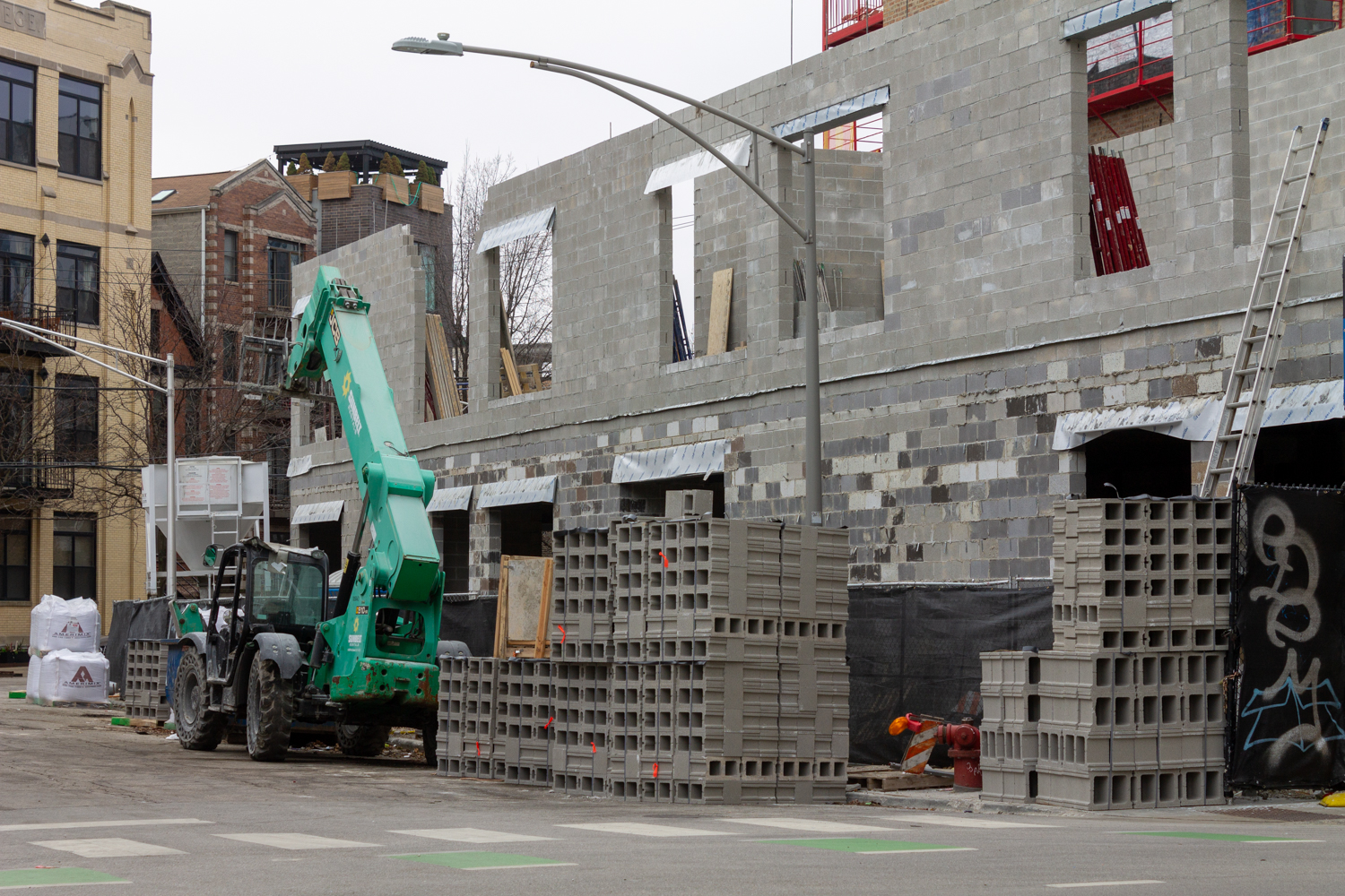 Wicker Park Place construction