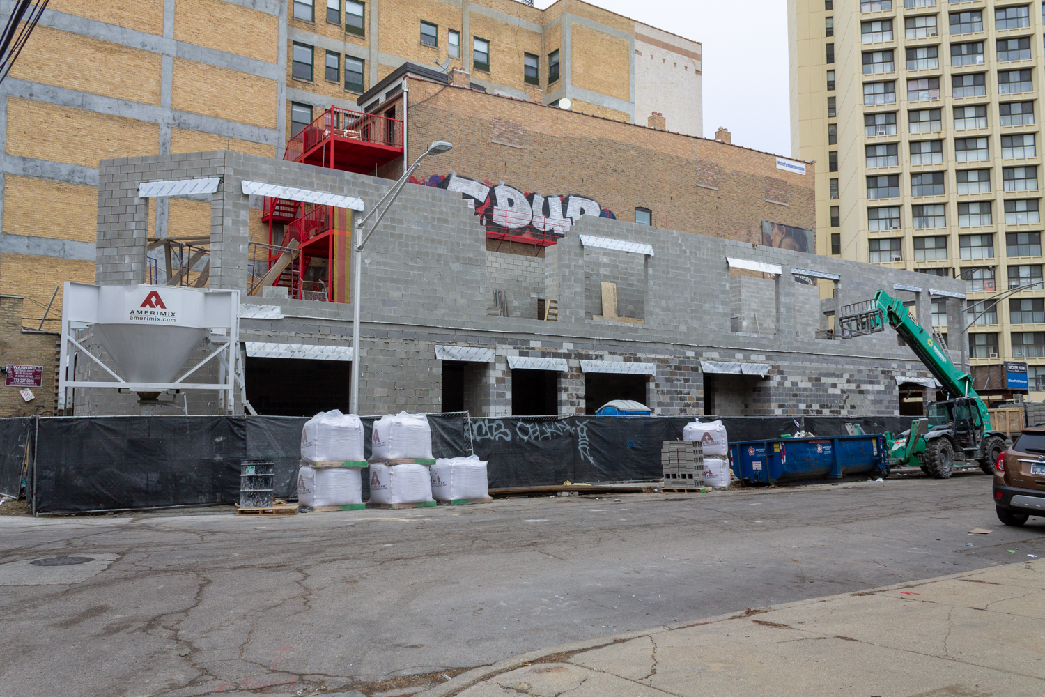 Wicker Park Place construction