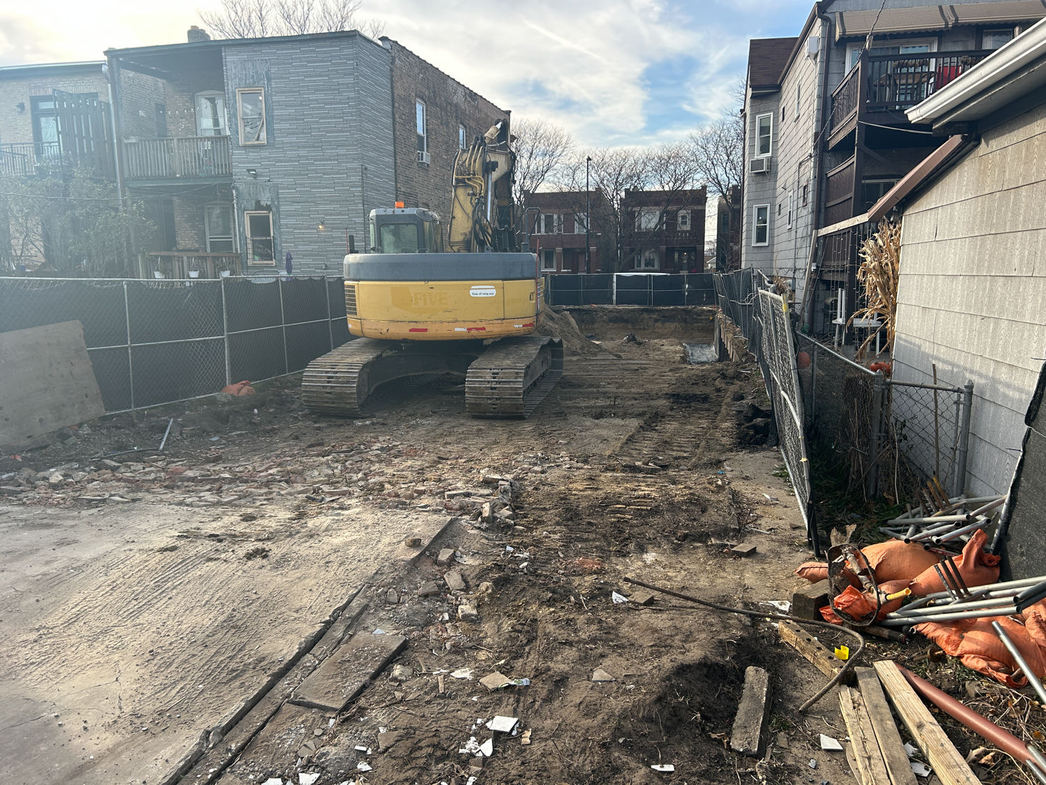 4243 North Damen Avenue construction